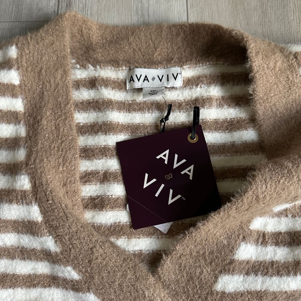 NWT Ava & Viv Sweater Plus Size Womens XXL Tan Stripe Soft VNeck Pullover - Picture 3 of 7